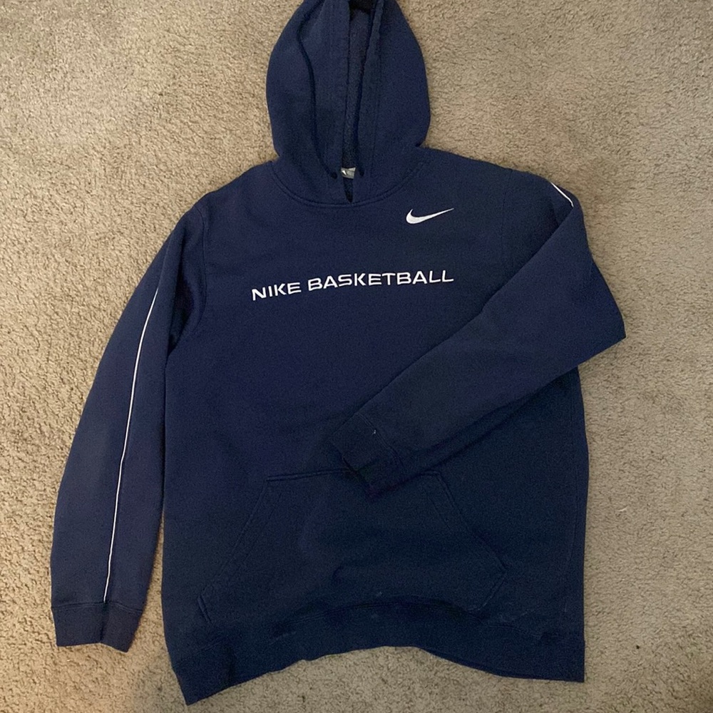 Y2K Nike Basketball Hooded Sweatshirt